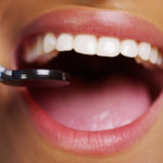 Całościowe leczenie dentystyczne – znajdź trasę do zdrowych i uroczego uśmiechu.